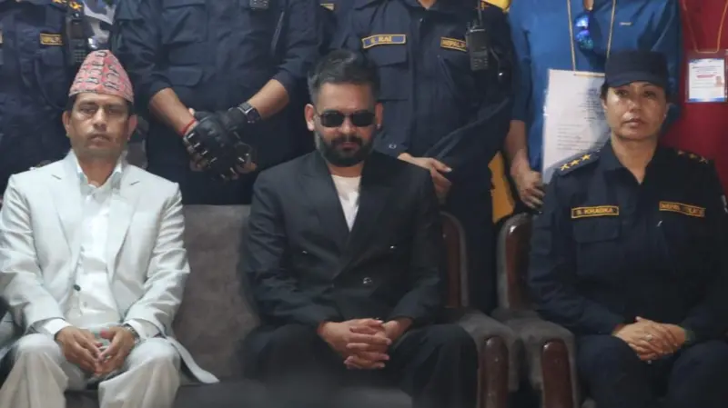 निर्वाचित भएको प्रमाणपत्र लिनुअघि बालेन्द्र शाह बालेन