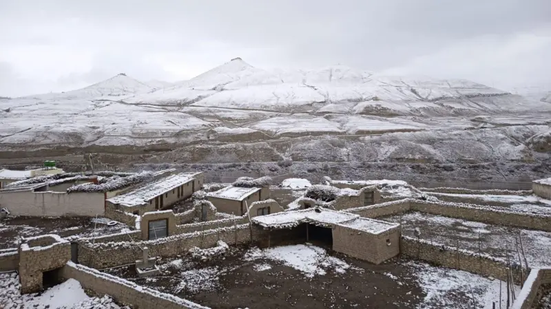 मुस्ताङमा हिमपात