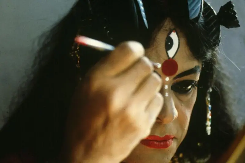 चपल भादुरी