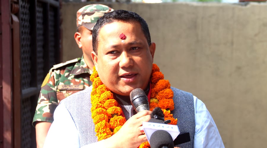 Shishir-khanal.jpg