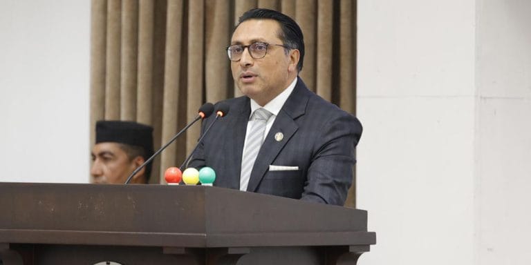 finance-minister-swarnim-wagle.jpg
