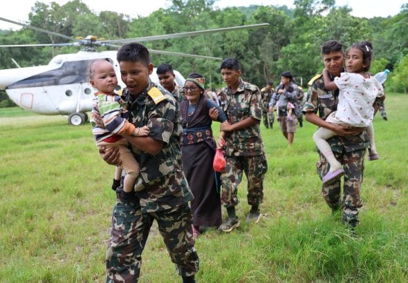 Nepal-aRMY-rESCUE.jpg