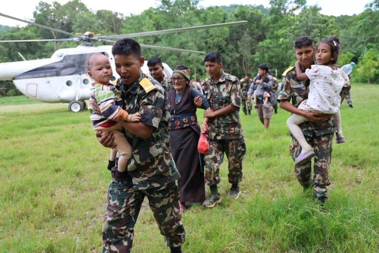 Nepal-aRMY-rESCUE.jpg